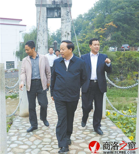 市委書記胡潤(rùn)澤考察朱家灣美麗鄉(xiāng)村建設(shè)情況