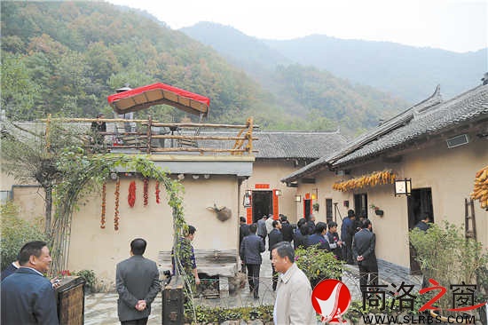 讓原生態(tài)的鄉(xiāng)村美起來，留住了鄉(xiāng)愁，留住了回憶。